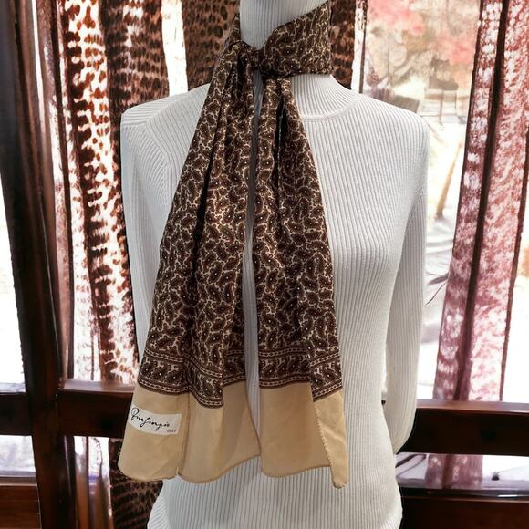 Pier Giorgio Italian Scarf Womens Paisley‎ Mid Century Vintage SIGNED - Picture 3 of 6